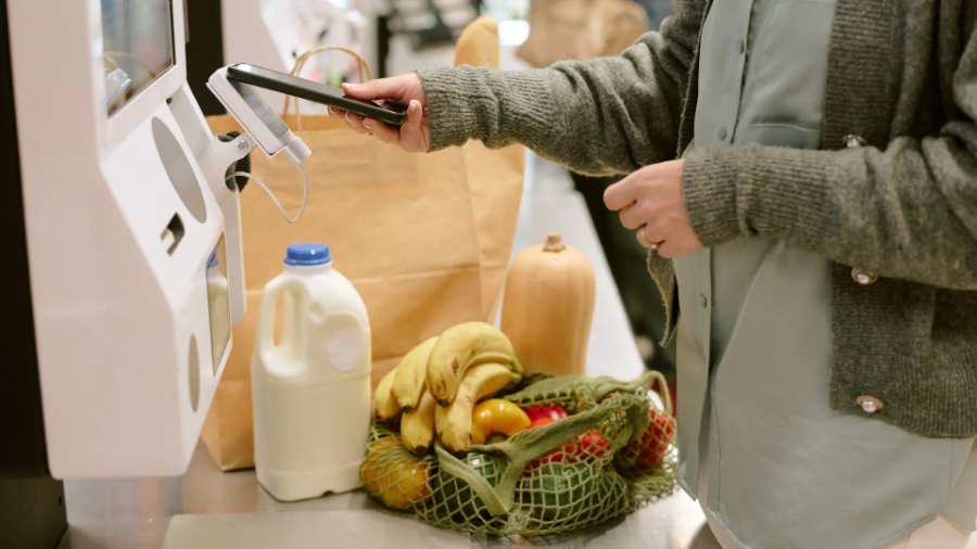 Thị trường chứng kiến nhu cầu ngày càng tăng đối với các lựa chọn đồ uống lành mạnh hơn, nhẹ hơn và tiện lợi hơn